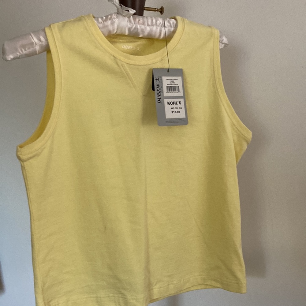 Womens in motion active wear-small NWT